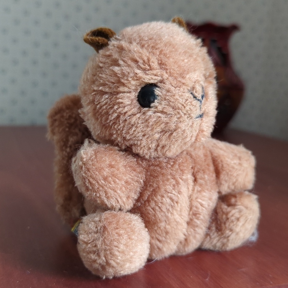 Dakin 1978 Squirrel stuffy plush stuffed animal. San Francisco vintage